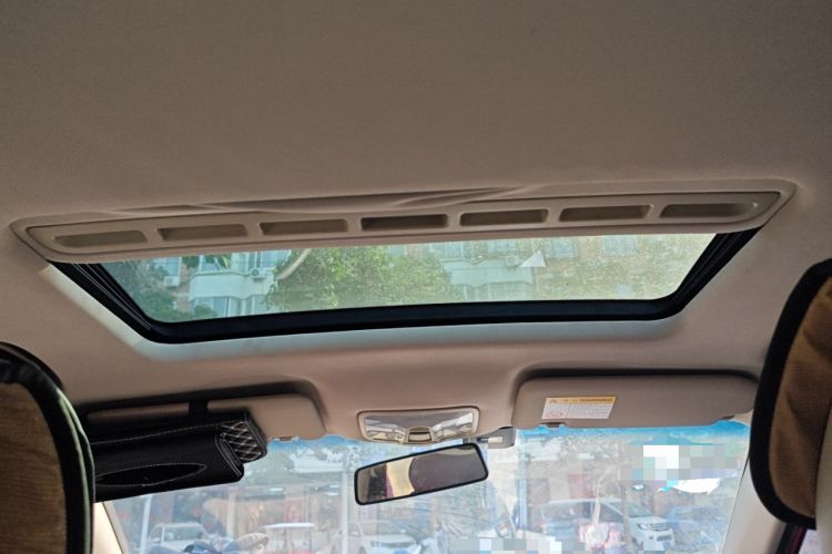 Used Roewe 360 2015 1.5L Manual Luxury Edition