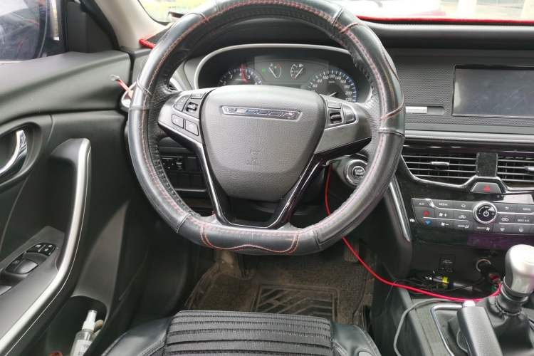 Used Venucia T90 2017 2.0L Manual ZhiShang Edition Steering Wheel