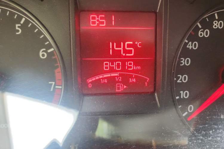 Used Volkswagen Jetta 2013 1.6L Manual Fashion Edition Odometer Close Up