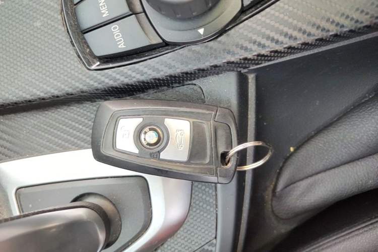 Used BMW 3 Series 2017 320Li Fashion Model Vehicle Key