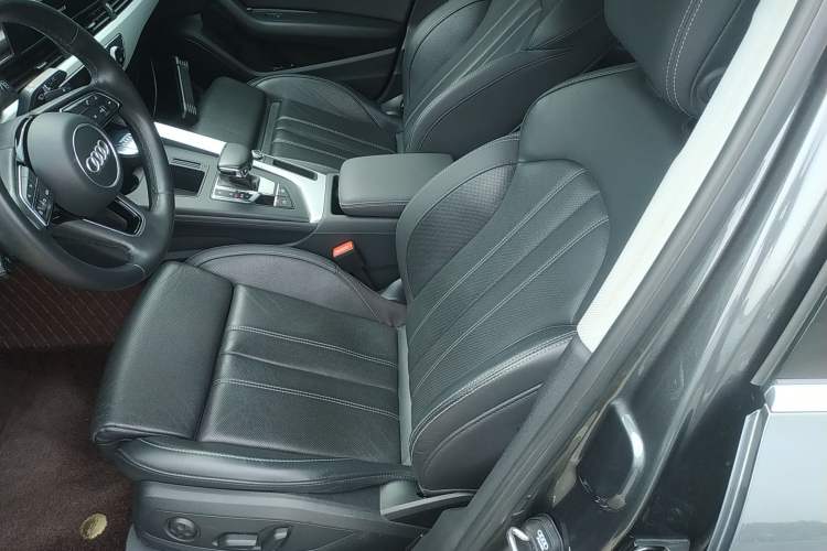 Used Audi A4L 2022 40 TFSI Fashion Dynamic Model
