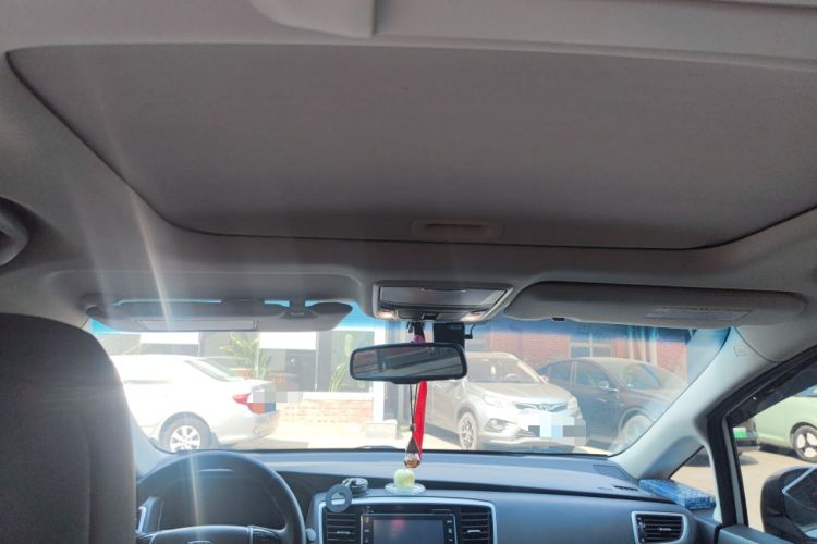 Used Honda Odyssey 2015 Revised Version 2.4L Supreme Edition