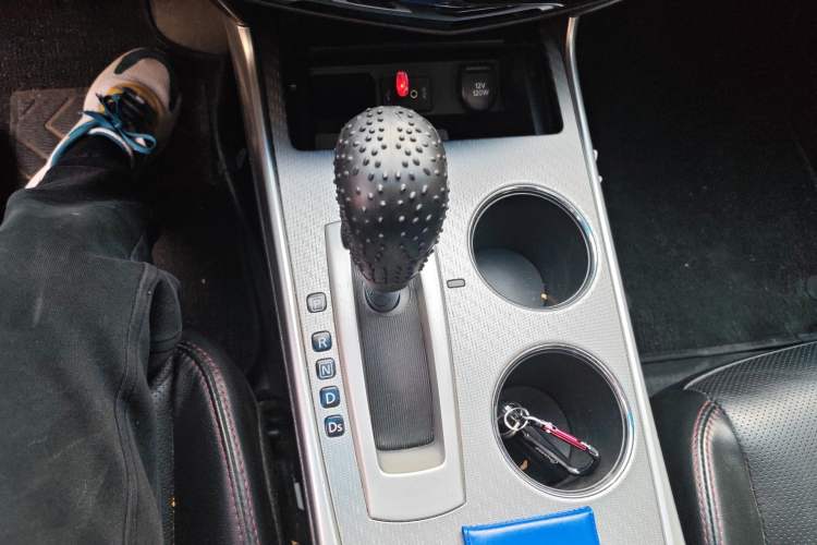 Used Nissan Teana 2018 2.0L XL Smart Upgrade Edition Gear Lever