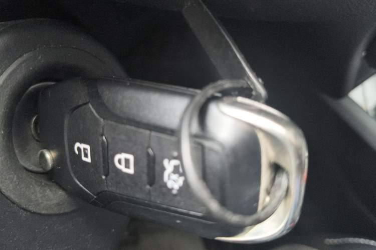 Used Ford Focus 2019 Sedan EcoBoost 180 Automatic Trend Edition Vehicle Key