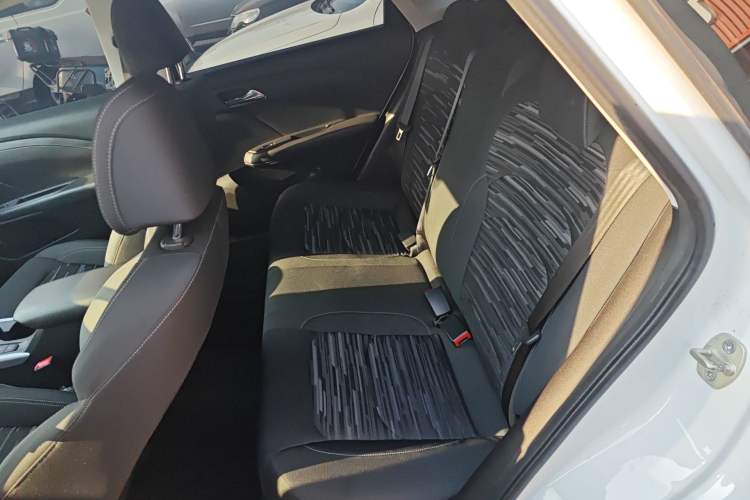 Used Chevrolet Monza 2023 1.5L Dual-Clutch Enjoyment Edition Left Rear Seat