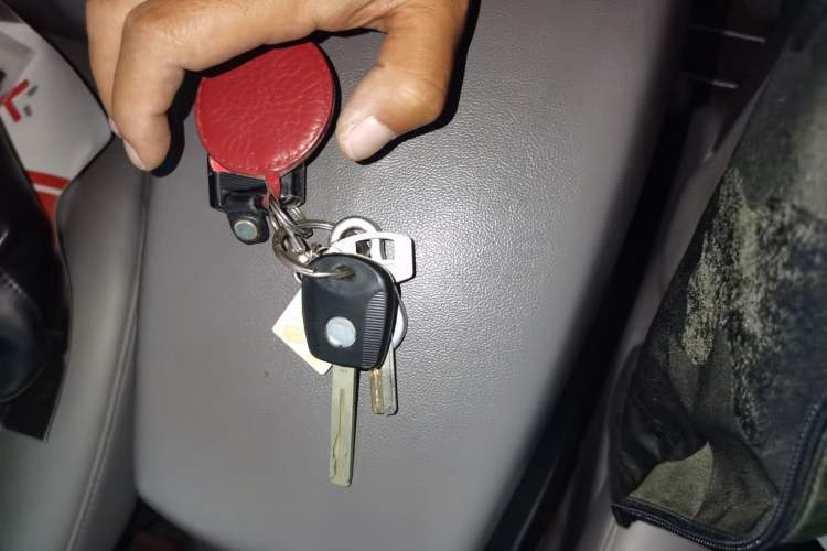 Used SsangYong Rodius 2014 2.0T Diesel Two-Wheel Drive Luxury Navigation Edition
