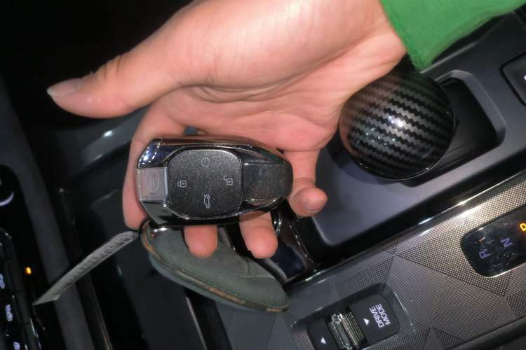 Used GAC Trumpchi EMPOW 2024 400T Automatic Yingbao R PRO Edition
