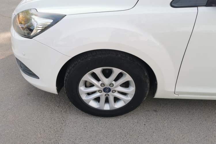 Used Ford Focus 2013 Hatchback Classic 1.8L Automatic Base Model