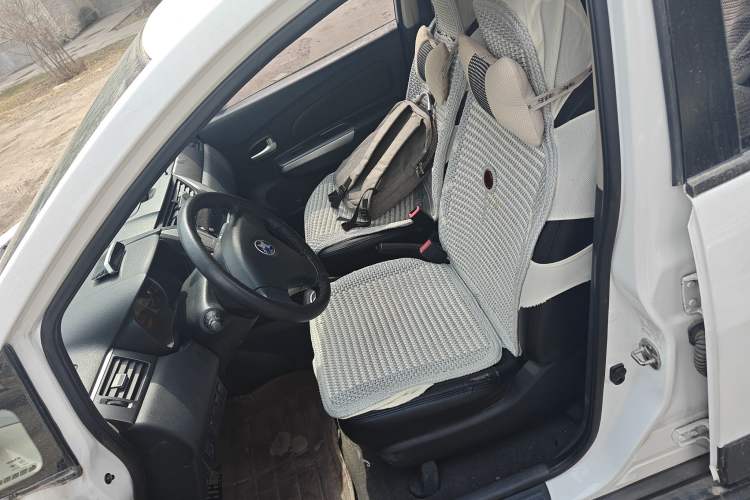 Used Venucia R50X 2013 1.6L Automatic Model