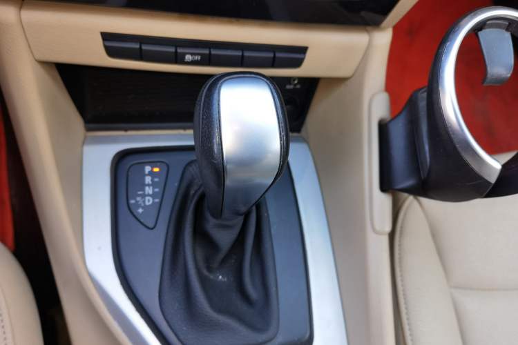 Used BMW X1 2012 sDrive18i Luxury Edition
