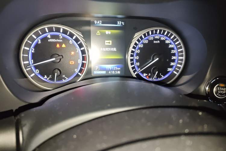 Used Infiniti Q50 2014 3.7L Luxury Sport Edition