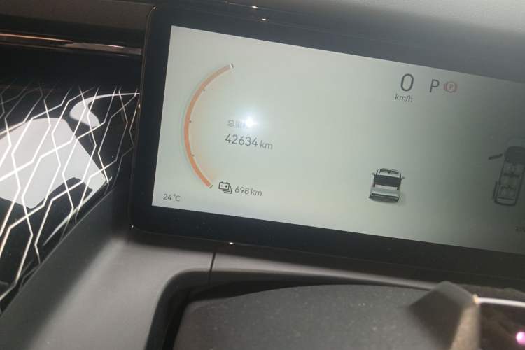 Used Zeekr 009 2022 WE Edition
