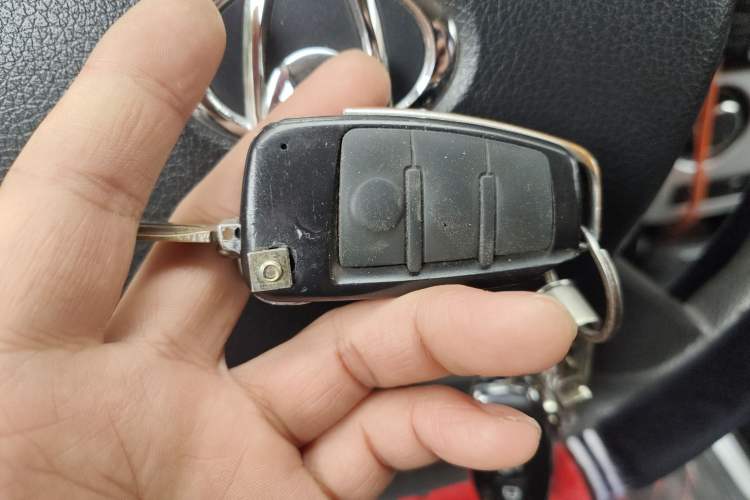 Used CHANGAN KAICHENG Ounuo S 2014 1.3L Happiness Model
