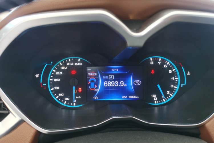 Used Soueast DX7 2015 1.5T Manual Luxury Model