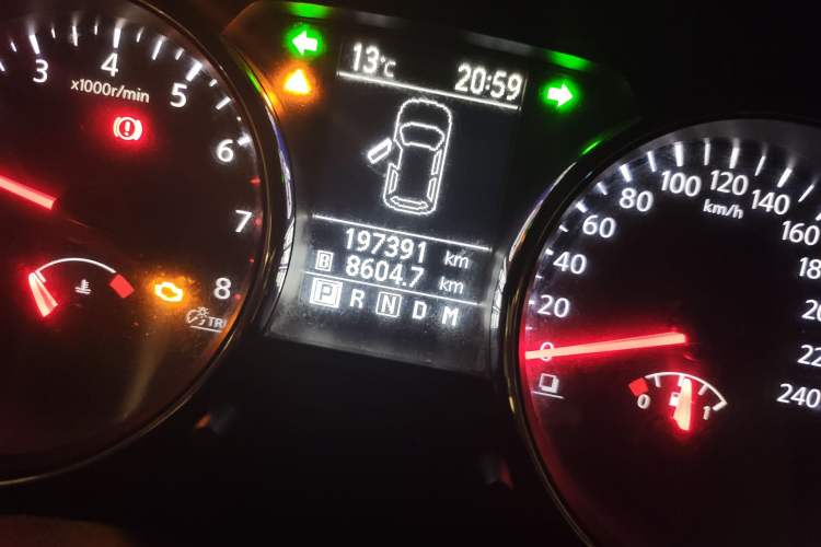 Used Nissan Qashqai 2011 2.0 XV Lea CVT 2WD
