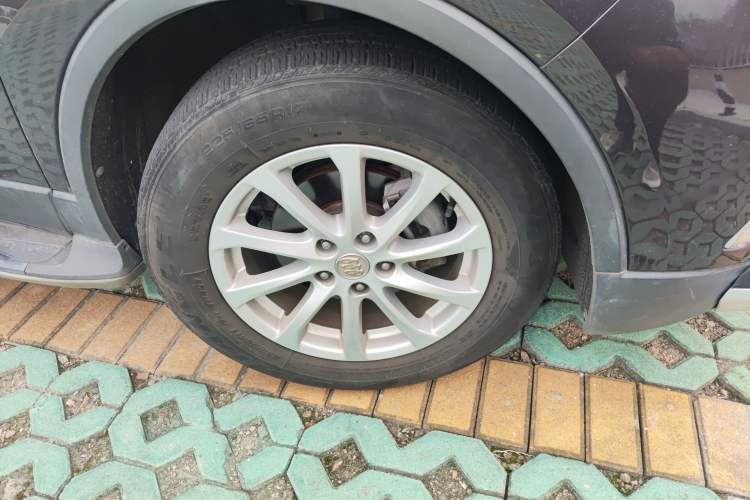 Used Buick Envision 2015 20T Two-Wheel-Drive Leading Model
