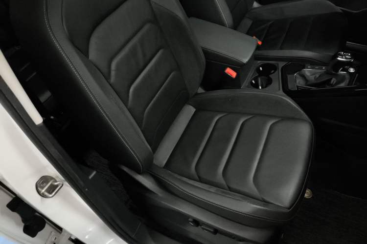 Used Volkswagen Tayron 2019 330TSI Two-Wheel Drive Luxury Model China VI Standard Right Front Seat