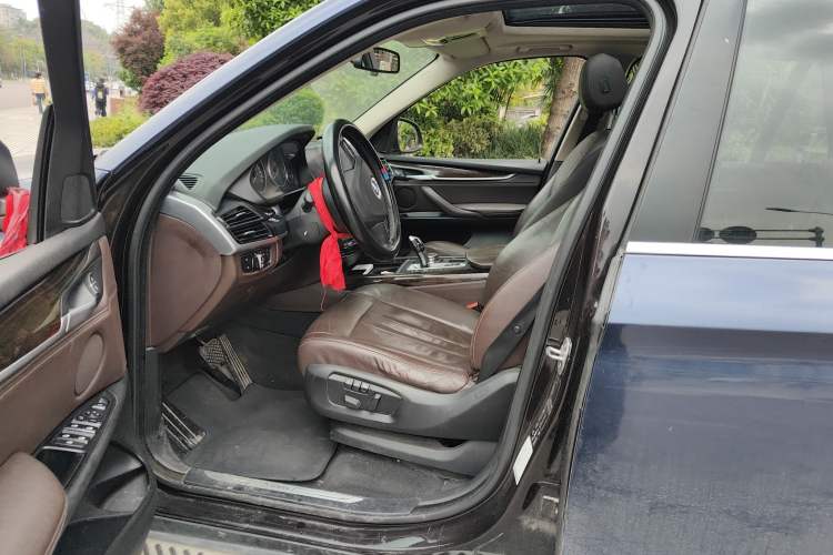 Used BMW X5 2015 xDrive28i