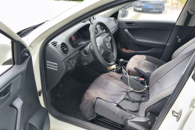 Used Volkswagen Jetta 2013 1.6L Manual Fashion Edition Driver Seat