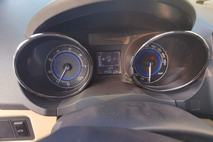Used Chery E3 2015 1.5L Manual ZhiShang Model
