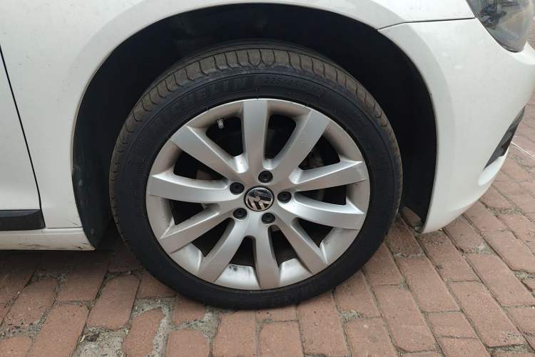 Used Volkswagen Scirocco 2014 1.4 TSI Competition Edition Right Front Wheel Hub
