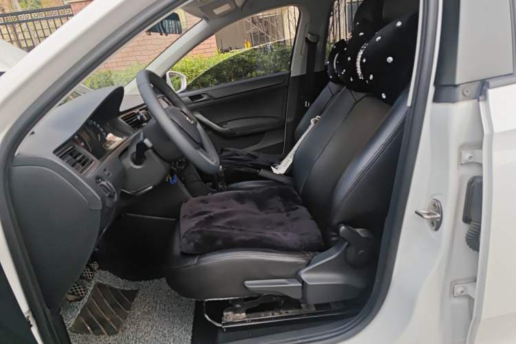 Used Skoda Rapid Spaceback 2016 Revised Version 1.4L Manual Front-Drive Edition