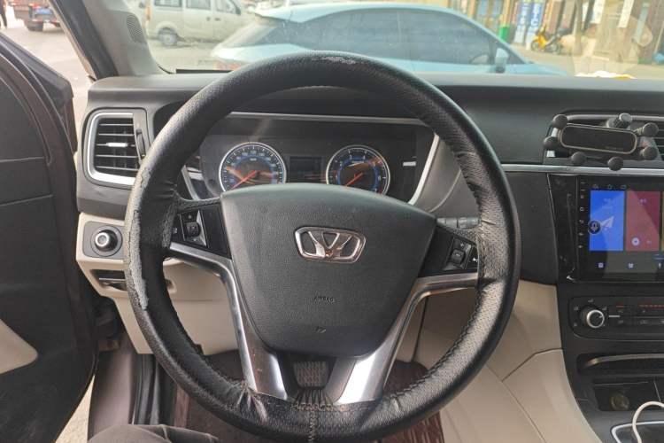 Used Huasong 7 2015 2.0T Automatic Comfort Model
