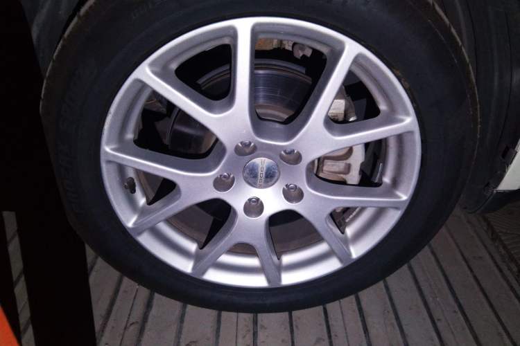 Used Dodge Journey 2013 2.4L Two-Wheel Drive Luxury Version