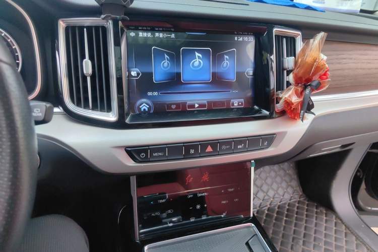 Used Hongqi HS7 2022 2.0T DCT Two-Wheel Drive Smart Connect Flagship Edition Seven Seats
