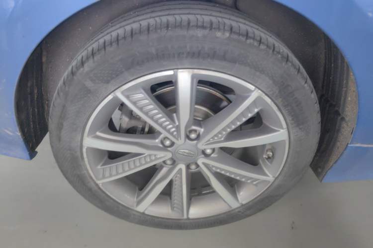 Used Geely Auto Emgrand GT New Energy 2018 1.5T PHEV Yao Ling Edition Right Rear Wheel Hub