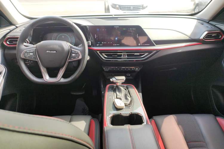 Used CHANGAN OSHAN X5 2021 1.5T DCT Flagship Edition Center Console