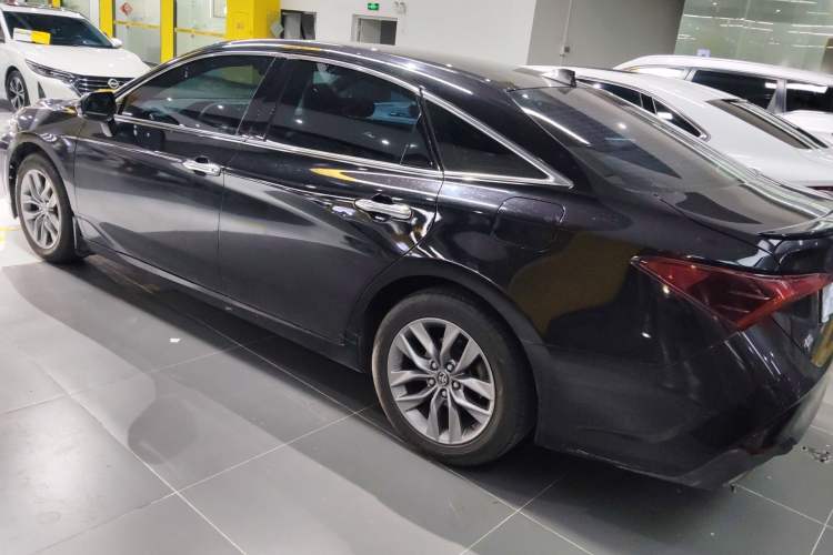 Used Toyota Avalon 2019 2.0L Luxury Edition China VI Standard