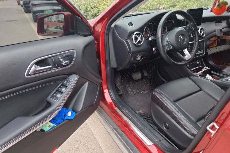 Used Mercedes-Benz GLA 2017 GLA 200 Fashion Model
