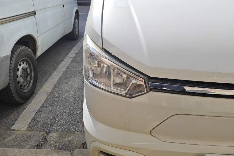 Used New Gonow Shuailing 2022 Standard Range with 41.64 kWh Lishen Power
