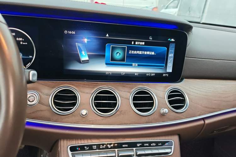 Used Mercedes-Benz E-Class 2018 Facelift E 300 L Luxury Edition