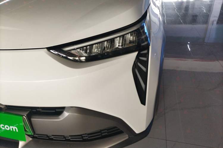 Used AION Y 2022 70 Tech Edition Lithium Iron Phosphate