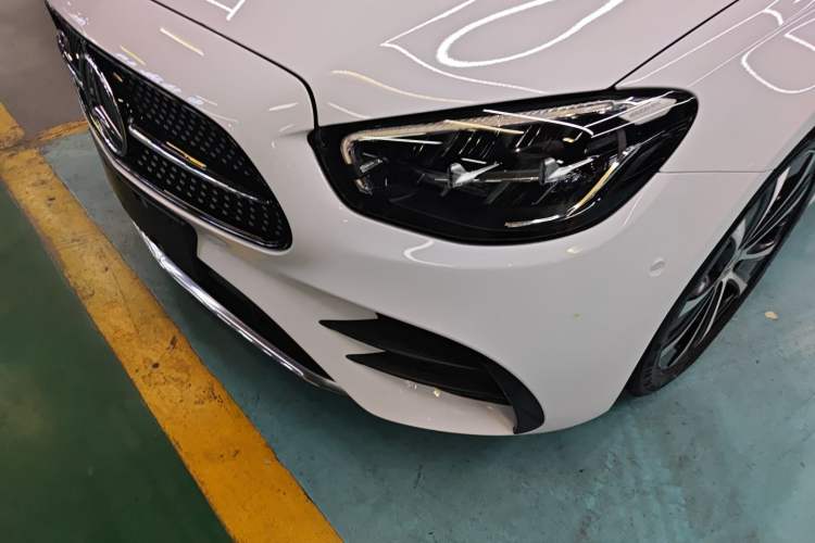 Used Mercedes-Benz E-Class New Energy 2022 Restyled E 350 e L Plug-in Hybrid Sports Sedan Left Front Headlight