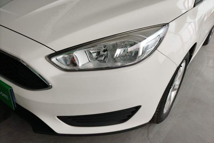 Used Ford Focus 2018 Hatchback Classic 1.6L Automatic Comfort Plus SmartDrive Edition