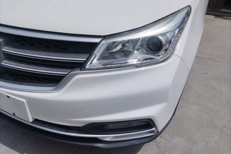 Used Baojun 730 2021 1.5T CVT Fashion Version 7 Seats