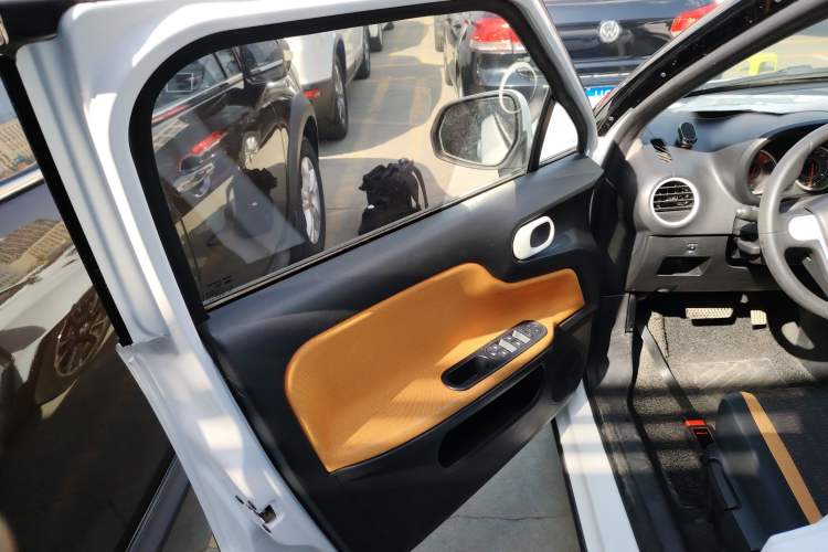 Used MG 3SW 2015 1.5L AMT Elite Model
