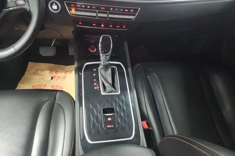 Used Dongfeng Fengon 580 2021 Revised Edition ☆ Star Version 1.5 TGDI Automatic Prestige Grade Gear Lever