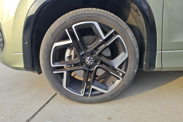 Used Volkswagen Tayron 2025 Tiguan L 380TSI 4Motion Luxury Easy Package