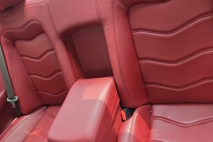 Used Maserati GranTurismo 2007 4.2L Standard Edition Left Rear Seat