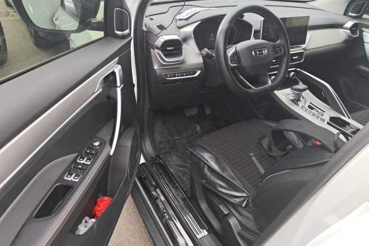 Used Geely Auto Coolray 2023 1.5T DCT Diamond Edition