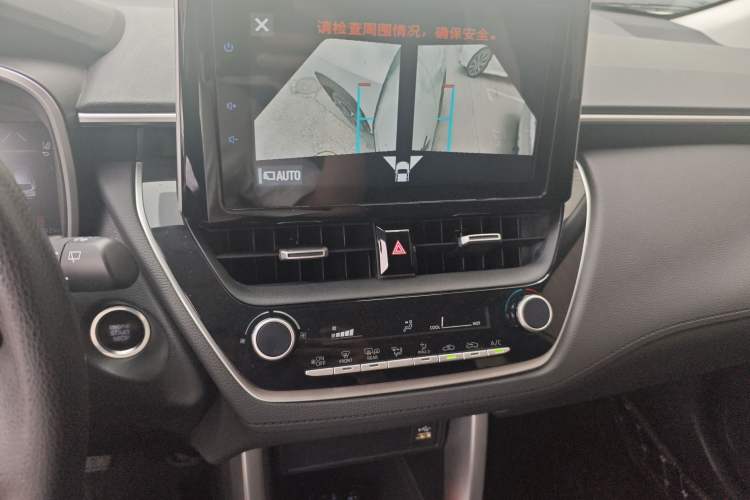 Used Toyota FRONTLANDER 2022 2.0L CVT Luxury PLUS Edition Audio And AC Panel