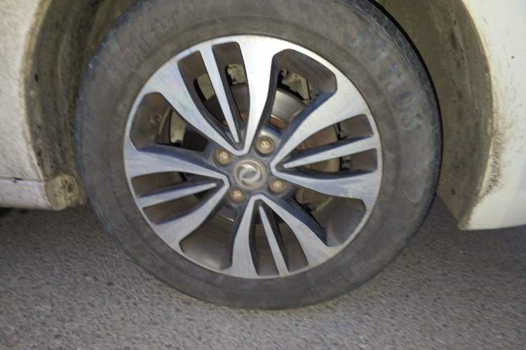 Used Dongfeng Aeolus A60 2016 1.5L Manual Luxury Model