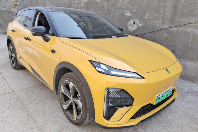 Used Deepal S07 2026 230Ultra with Huawei Qiankun ADS SE Edition Front Right 45 Deg