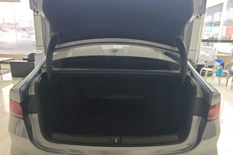 Used BYD Qin PLUS 2024 Honor Edition EV 420KM Leading Model