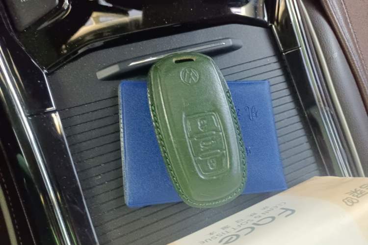 Used Volkswagen Phideon 2016 380TSI Two-Wheel-Drive Supreme Edition Vehicle Key