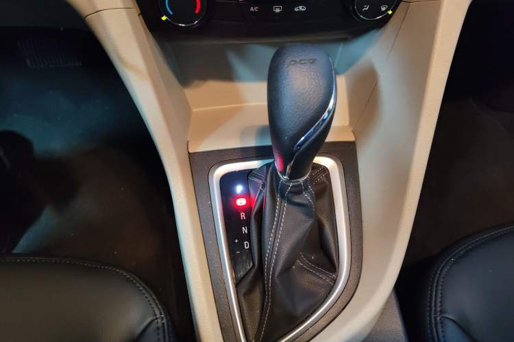 Used Buick GT 2018 15T Dual-Clutch Advanced Model China V Standard Gear Lever